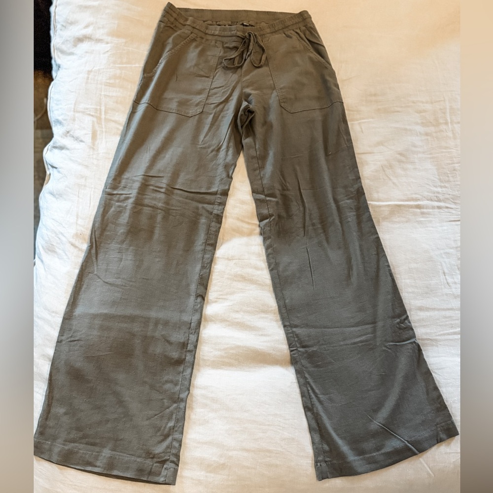 Kut from the Kloth Khaki Tie-Waist Pants